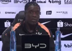 Seedorf rebate histórico de mais derrotas do que vitórias: 'Não é justo'