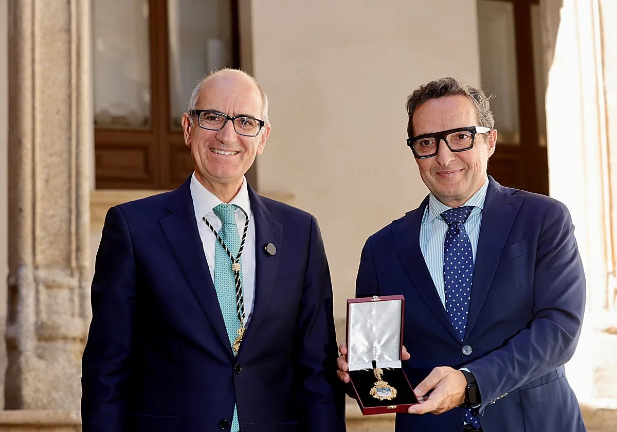 La Diputación de Salamanca otorga su medalla de oro a Francisco de Vitoria, un «renovador» del pensamiento moral
