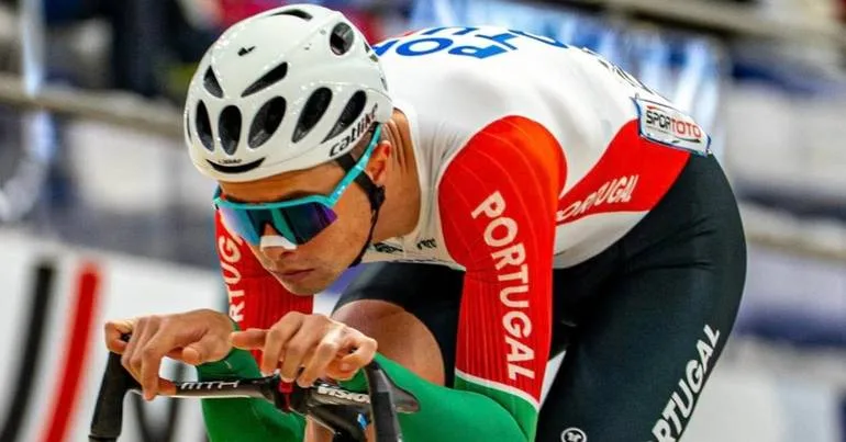A medalha surpresa que estava guardada: Salgueiro de bronze