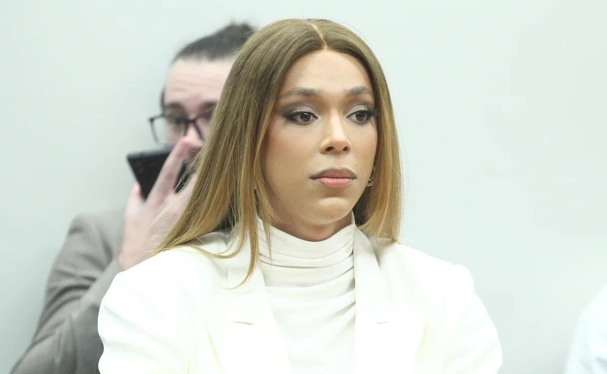TJ-SP mantém direito de resposta de Erika Hilton no Programa do Ratinho