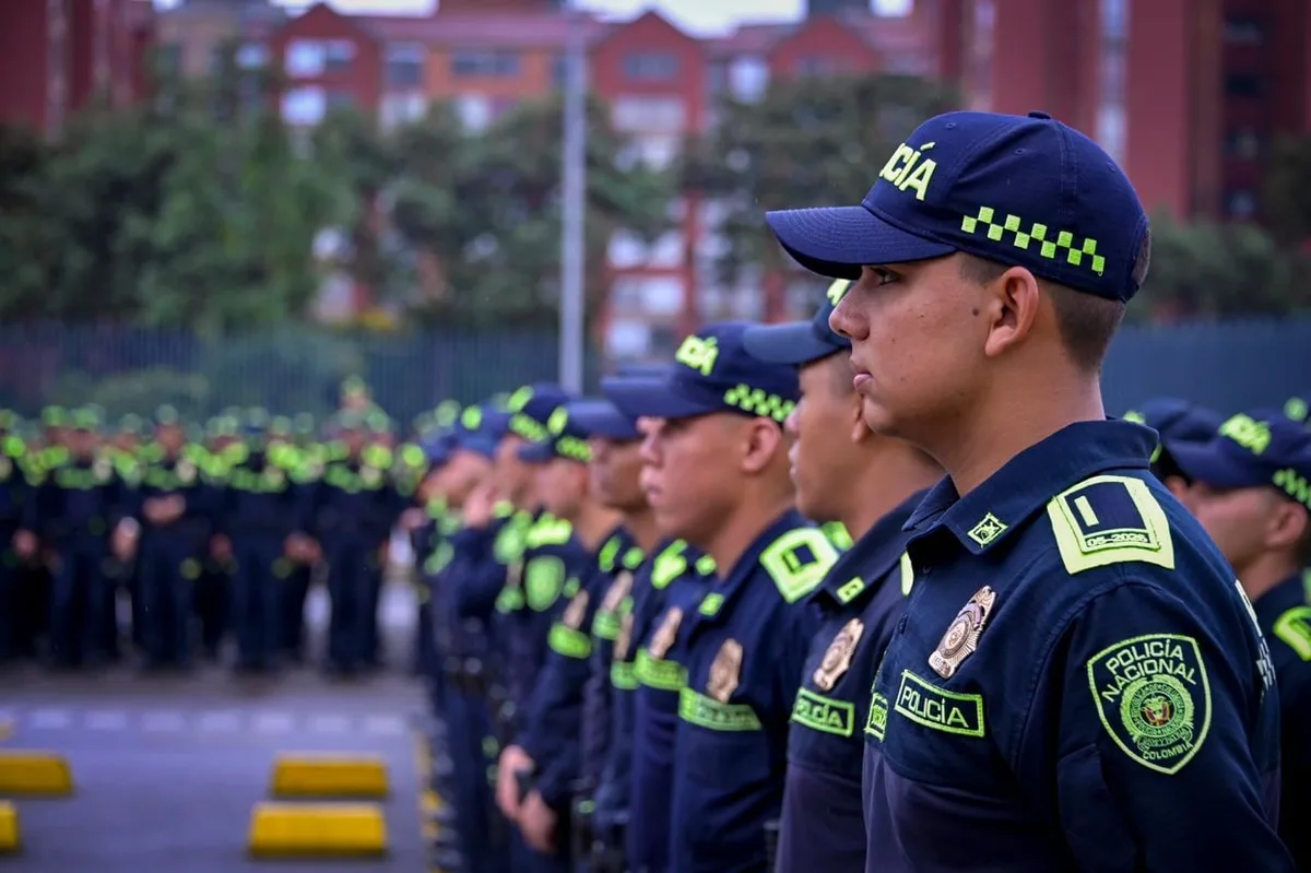 Policía Nacional lanzó último llamado en 2026 para ser patrullero: con inscripciones abiertas e incentivos como bonificaciones y viajes internacionales