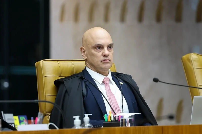 ‘Não confundamos jornalistas investigativos com jornalistas investigados’, diz Moraes