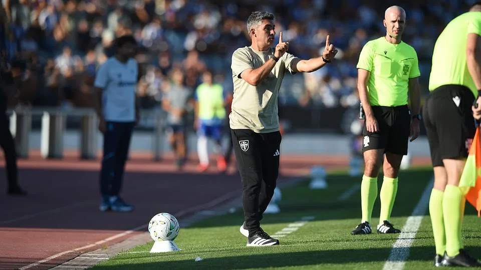 Adjunto do Casa Pia troca estatística para lamentar «resultado demasiado dilatado» com o FC Porto