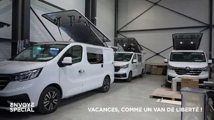 "Van life" : transformer un véhicule utilitaire en van aménagé en 90 heures chrono, la recette du succès pour une entreprise bretonne