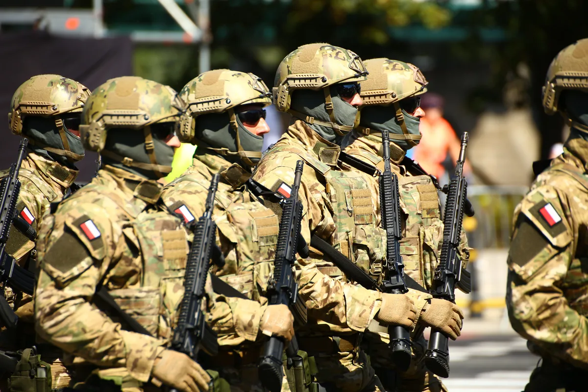 Polonia supera a Estados Unidos en gasto militar relativo: por qué se rearma y qué espera
