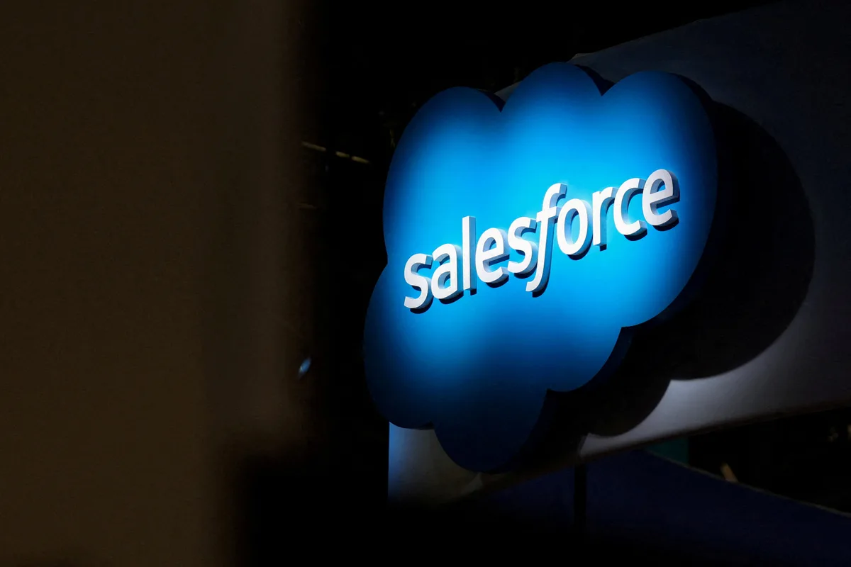 Salesforce shares surge as it raises annual revenue forecasts, expands AI partnership with Anthropic