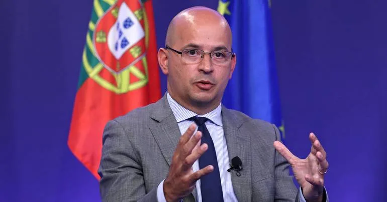 João Leão alerta para queda dos fundos europeus em Portugal