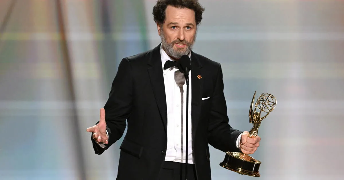 Télévision. Aux Emmy Awards, la comédie d'épouvante Widow's Bay et la série médicale The Pitt triomphent