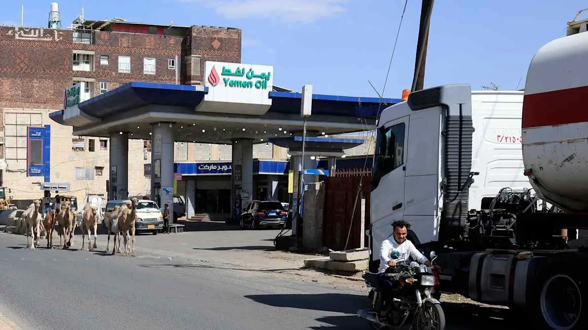 Saudi-led coalition strikes Houthi targets in Yemen capital