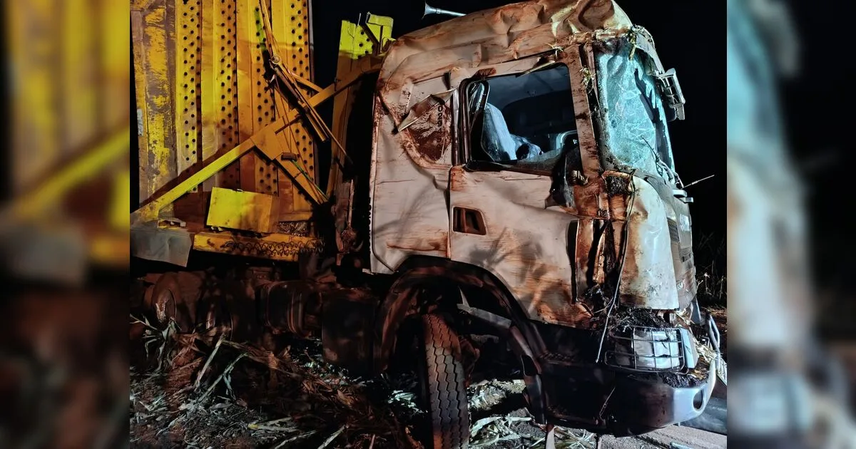 Acidente na PR-517: caminhão tomba em Itambaracá e motorista sai ileso