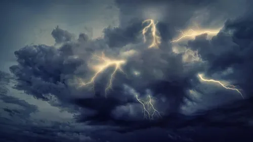 Today's weather: Storms, heatwave and fire danger warnings across SA