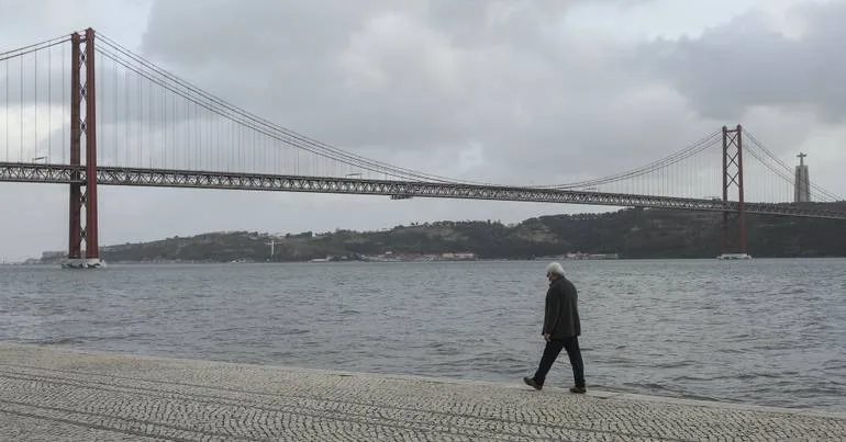 Detidas 11 pessoas em lancha rápida no Tejo