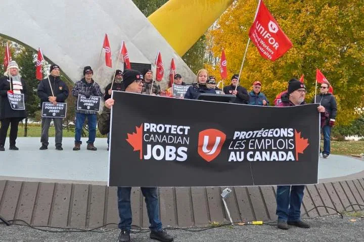 Nackawic mill workers and union push for government action as shutdown looms