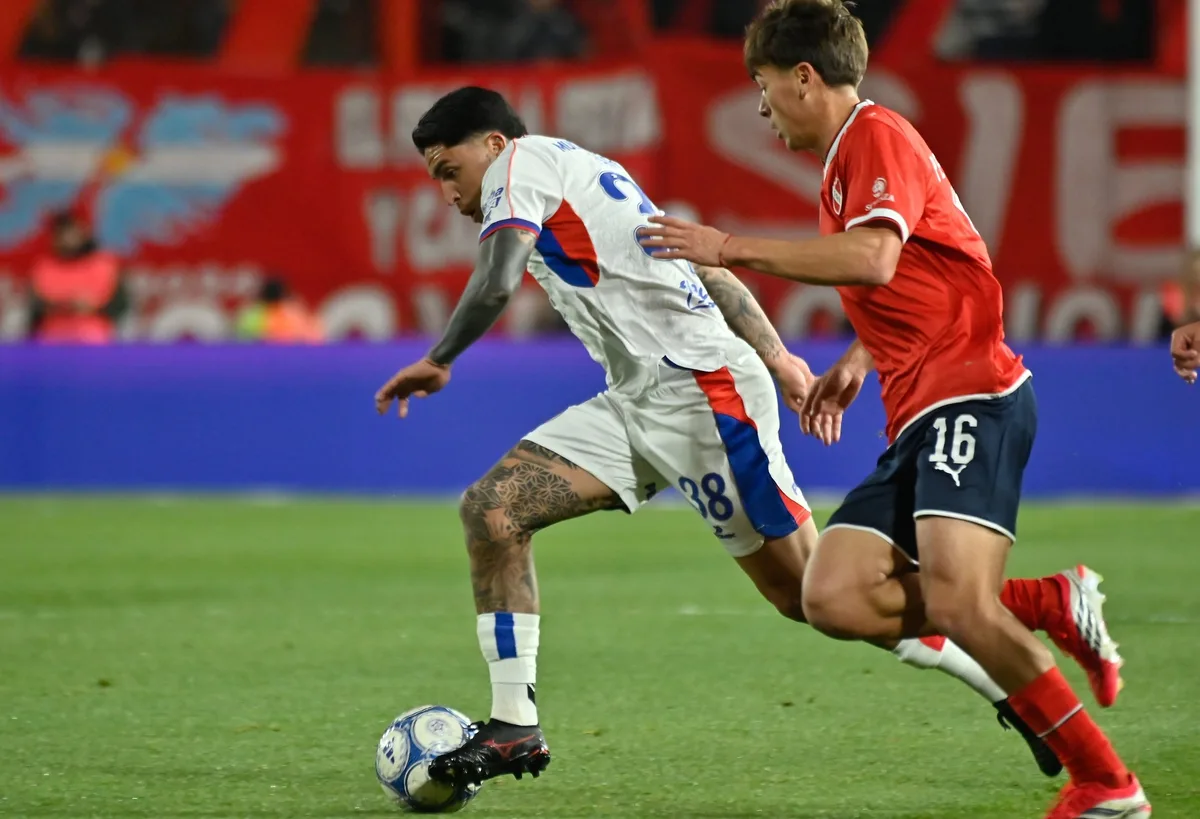 Independiente y San Lorenzo rompieron los pronósticos, armaron un buen partido y empataron 1-1