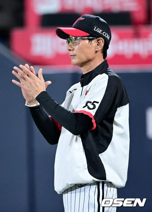 3위 희망 아직 남아있다! LG 극적 기사회생..."문정빈 5안타 자기 역할 이상 해줬어, 이우찬도 잘 막아줬다" [오!쎈 부산]