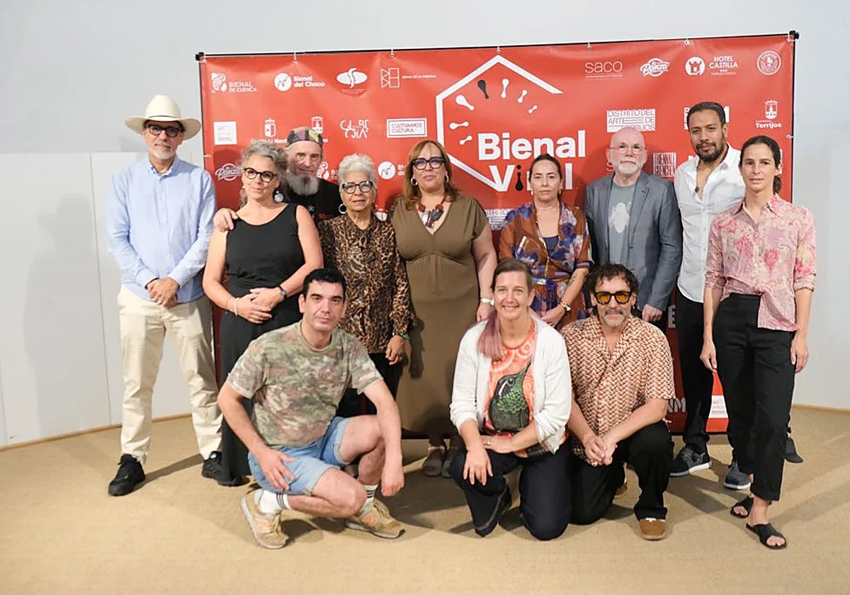 Toledo recupera el pulso del arte contemporáneo con la Bienal Viral 2 en el antiguo convento de Santa Fe
