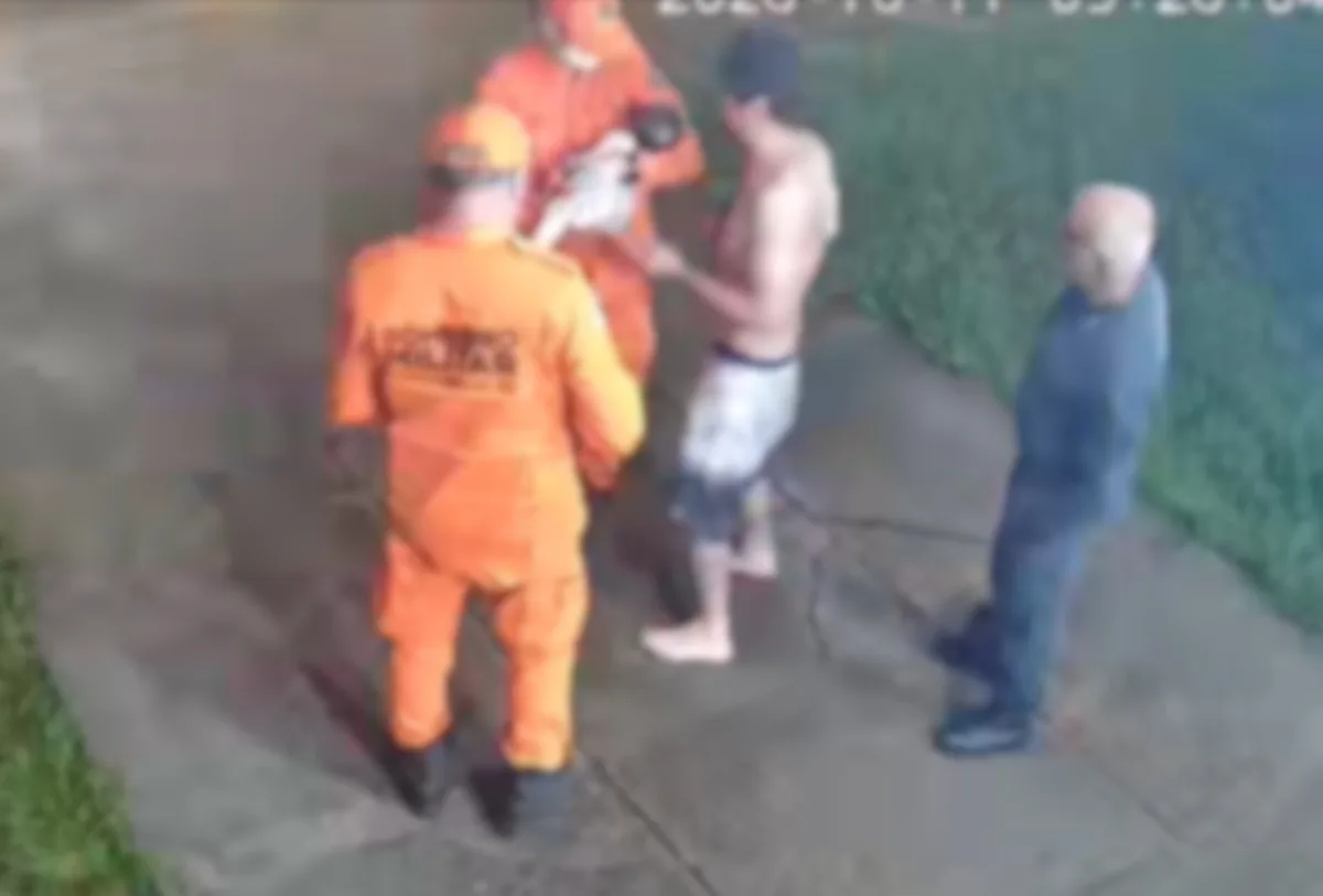 Policiais salvam bebê de 2 meses engasgada após pai pedir ajuda em quartel de MS