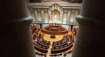 Aguiar-Branco rejeitará comissão de inquérito sobre Luís Neves se Chega não alterar requerimento