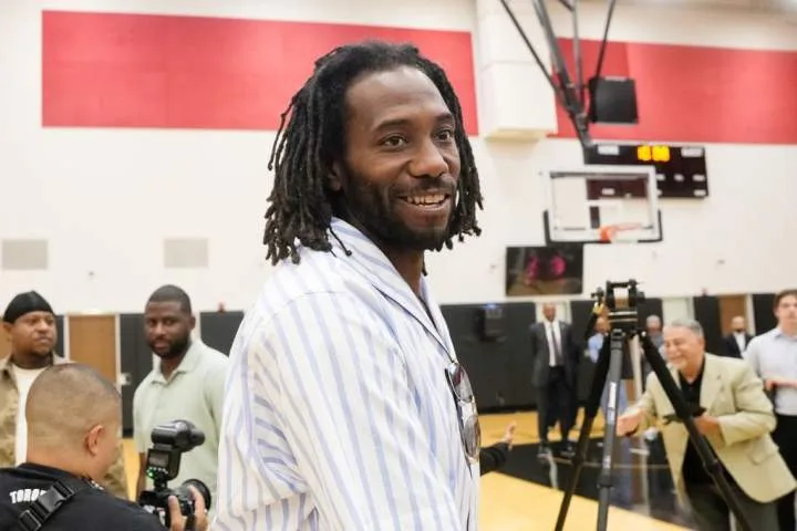 NBA clears way for Leonard-Raptors deal