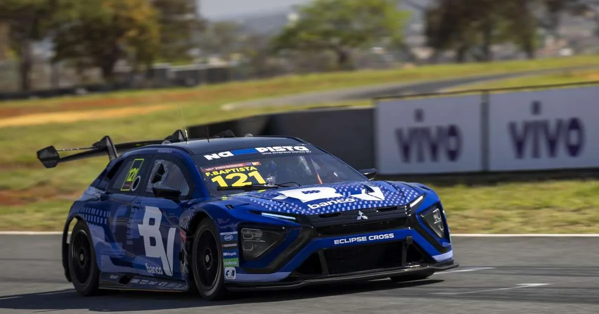 Irmãos Felipe Baptista e Vitor Baptista aceleram pela CAR Racing na Corrida Endurance da Stock Car