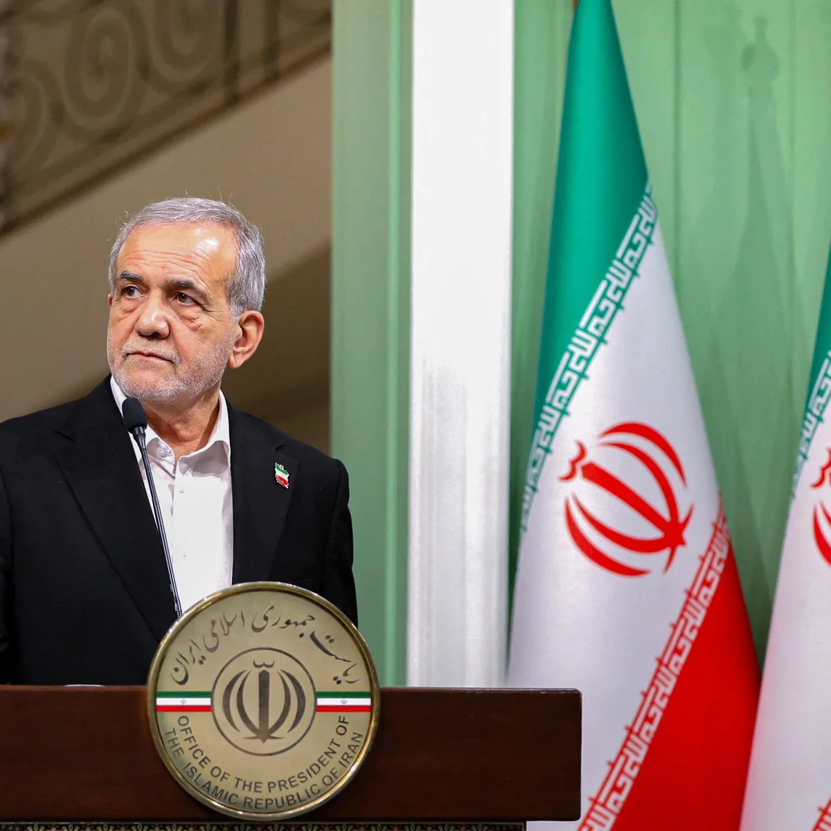 Nahost - Iranischer Präsident Peseschkian räumt schwierige Lage seines Landes ein
