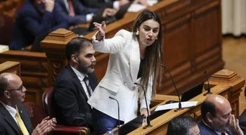 "Autorizou"? Movimento Associativo Estudantil questiona Ventura sobre invasão em Coimbra