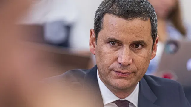 "O Estado já tem hoje plenos poderes para influenciar a atividade da REN"