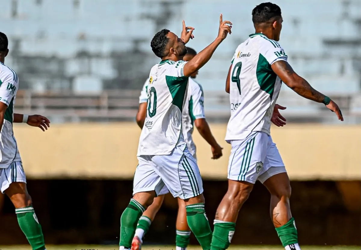 Guaraí atropela o Taquarussú por 6 a 0 e garante vaga na semifinal