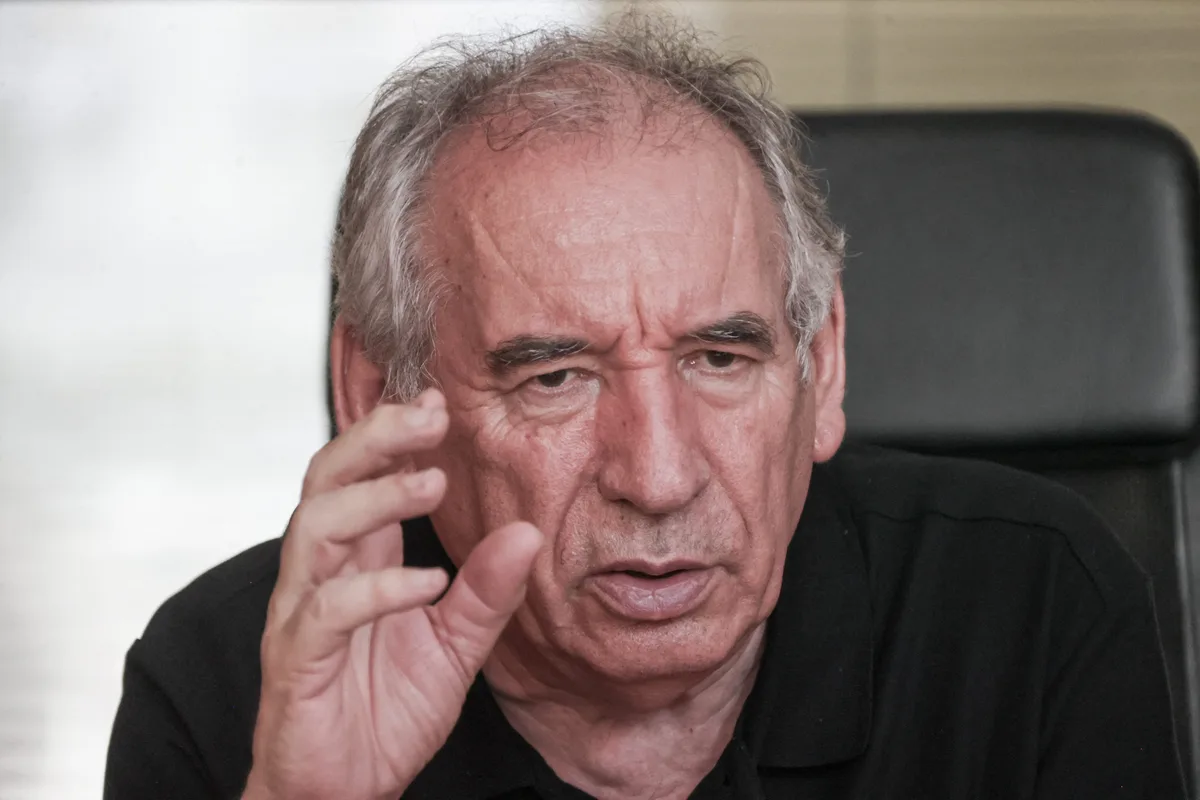 Présidentielle 2027 : François Bayrou ou l'absurde extension du cercle de la primaire
