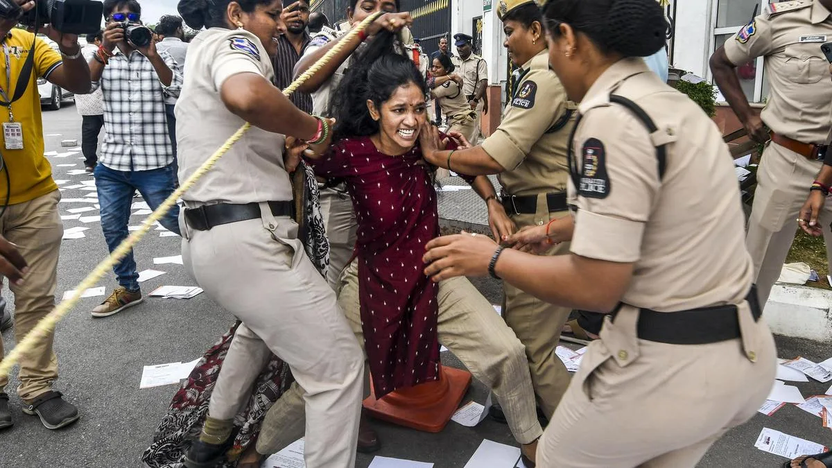 State BJP chief, BJYM activists detained during march to Secretariat over fee reimbursement dues