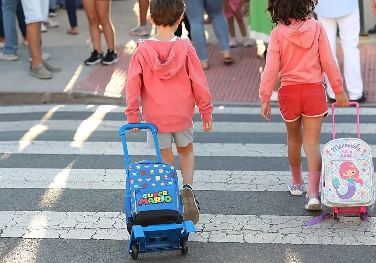 Cáritas Toledo pide material escolar y donaciones ante una vuelta al cole «inasumible»
