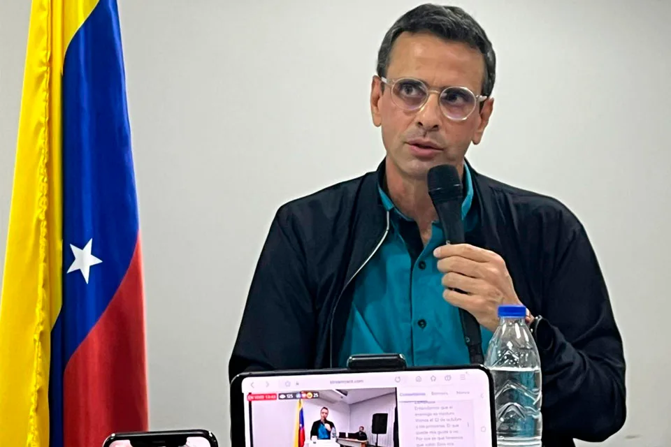 Henrique Capriles califica de «positivo» la renovación en todas las salas del TSJ