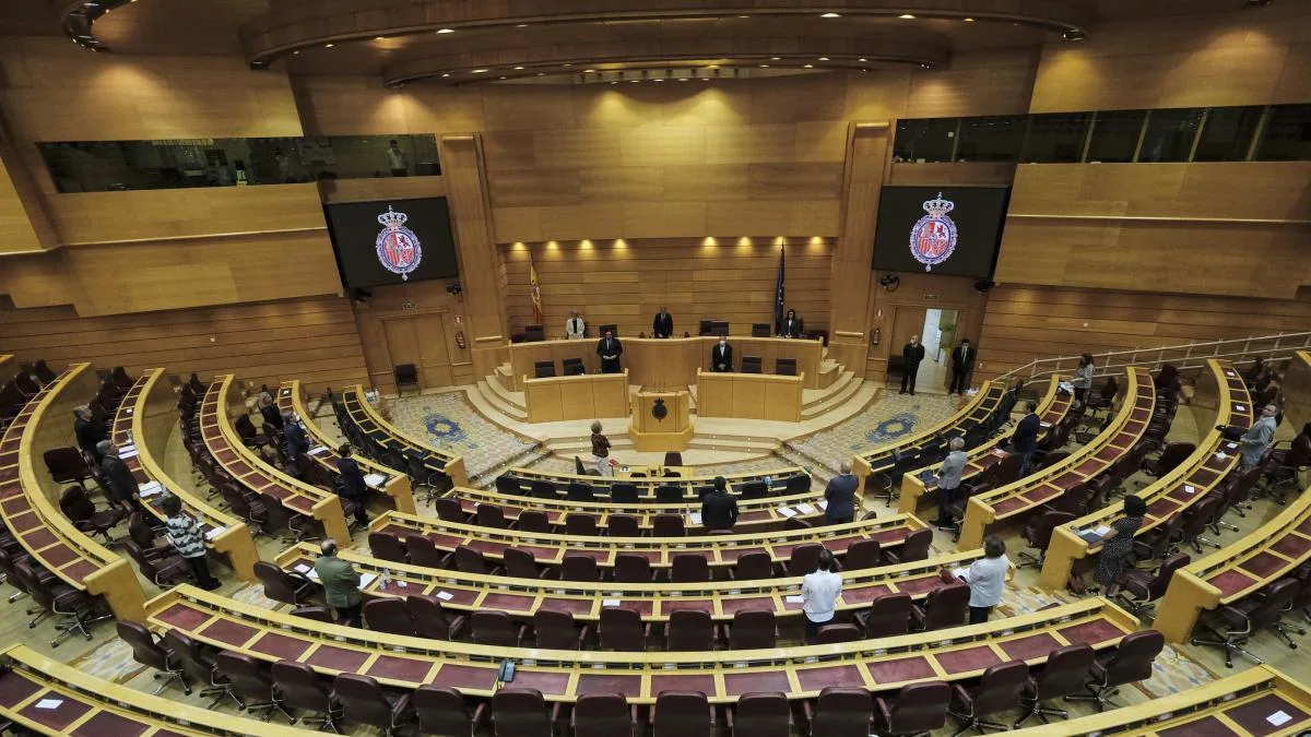 El PSOE busca alianzas para evitar otra mayoría absoluta del PP en el Senado