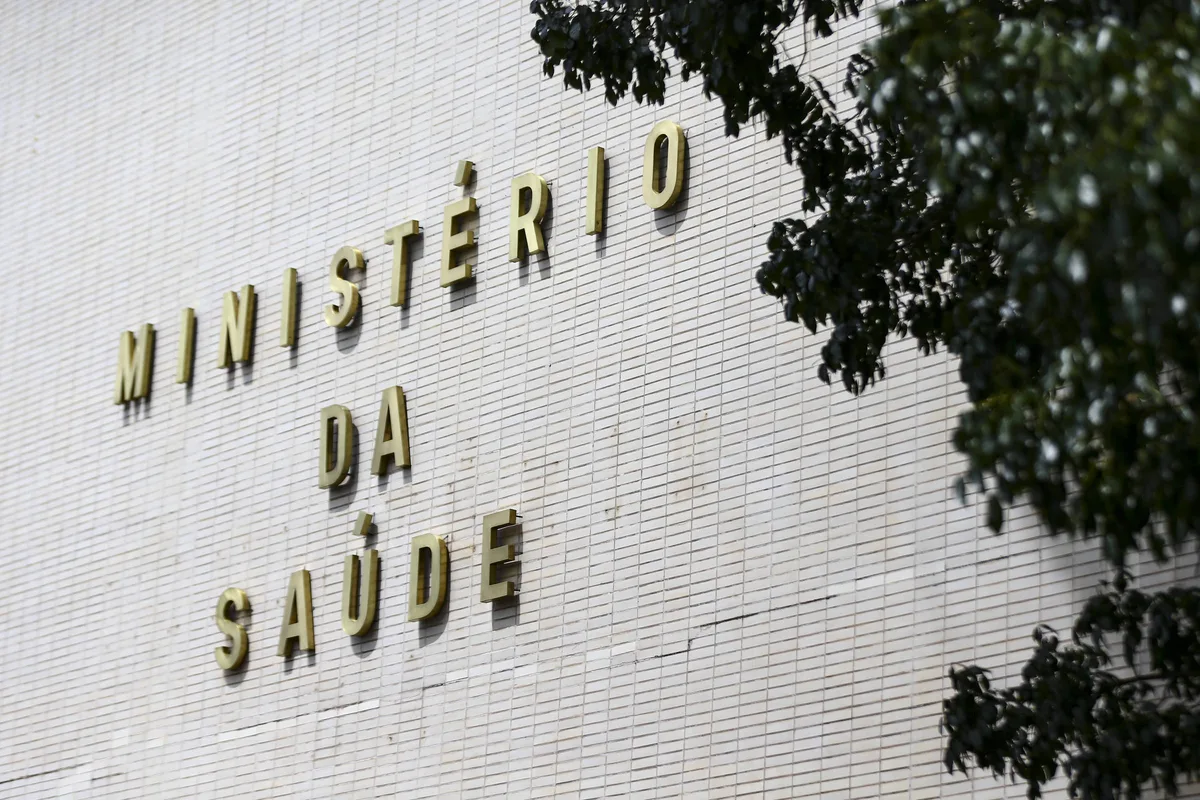 Mais uma matéria para dizer que nada aconteceu, diz leitora sobre reportagem que cita Lulinha