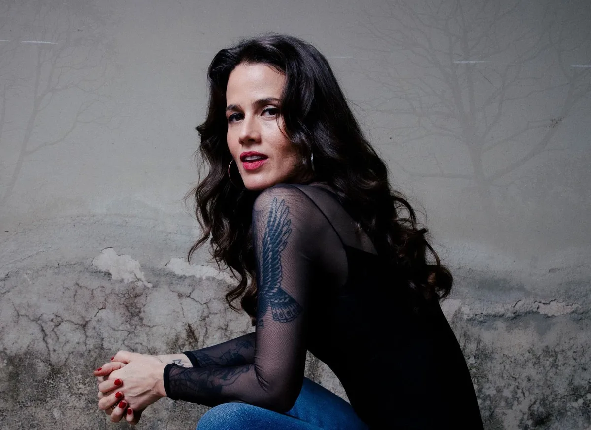 10ª FliPassos começa nesta segunda com show de Ana Cañas e homenagem a chargistas; confira a programação