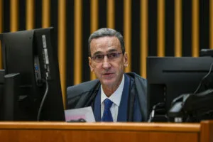 Execução de honorários não precisa aguardar compensação tributária, decide STJ