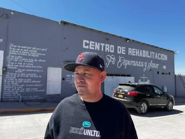 Catean domicilio en busca de pastor dueño de anexo tras homicidio en Monclova