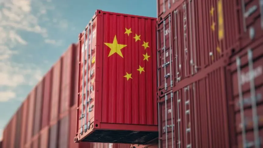 China “carrega” contêineres como trunfo geopolítico e redesenha mapa do comércio global