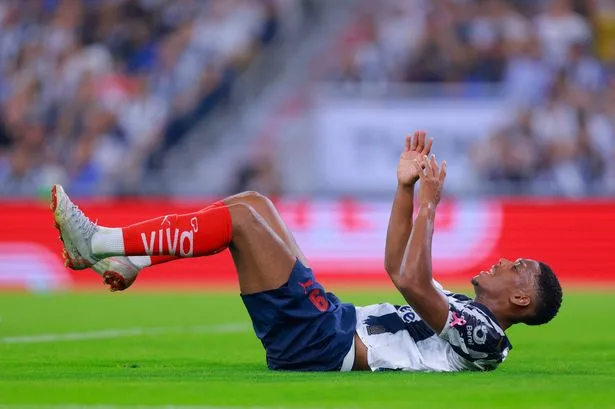 Ex-Man Utd star in talks over Russia move after rejecting crazy offer from Libya