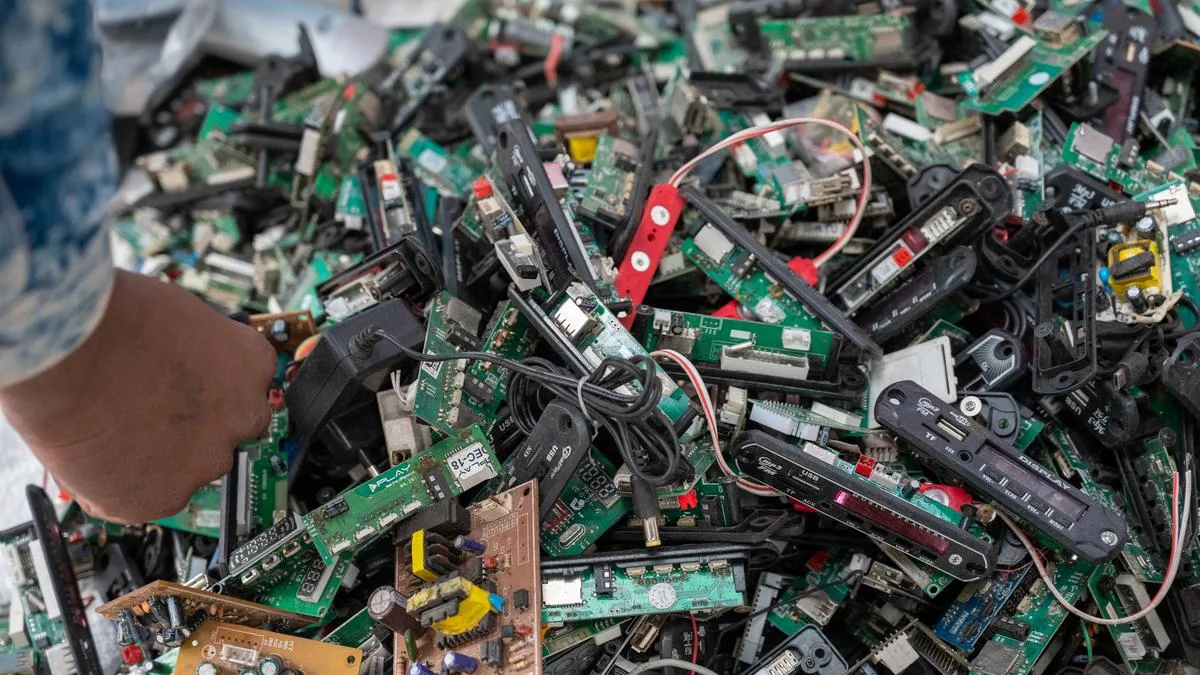 The two balance sheets behind every e-waste decision