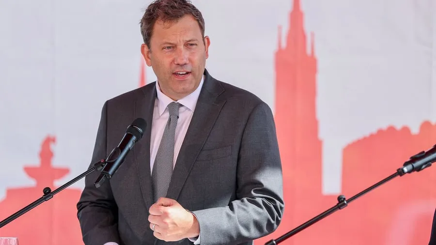 Staatsverschuldung: Klingbeil verteidigt steigende Zinsen des Bundes