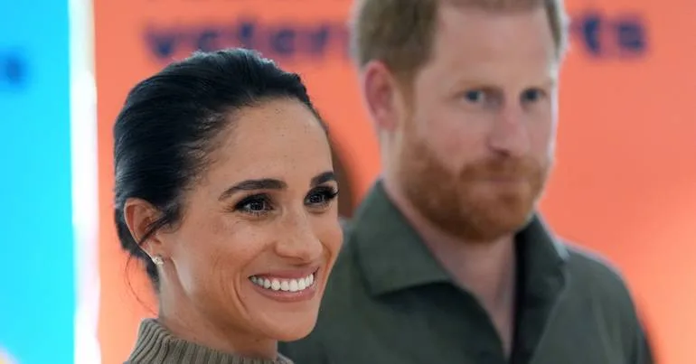 Tratamento dos media a Harry e Meghan faz lembrar o de Diana