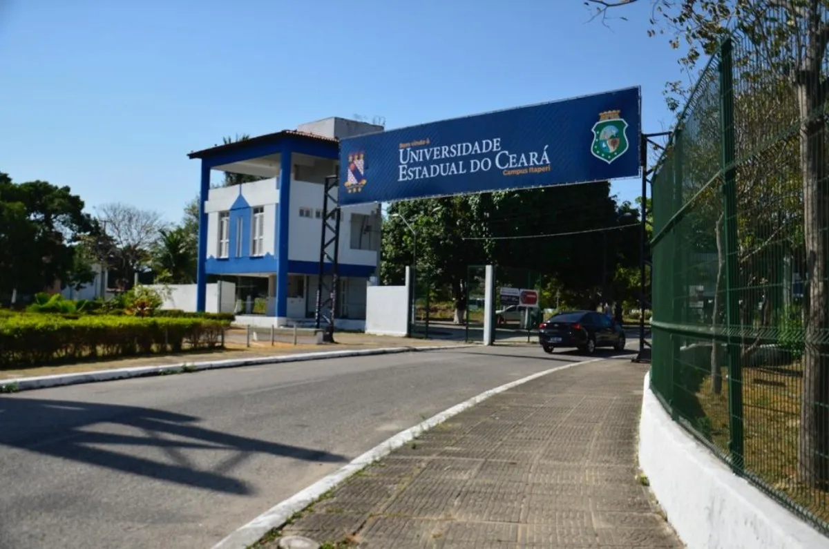 Projeto oferece 80 bolsas de extensão para estudantes de universidades públicas no Ceará