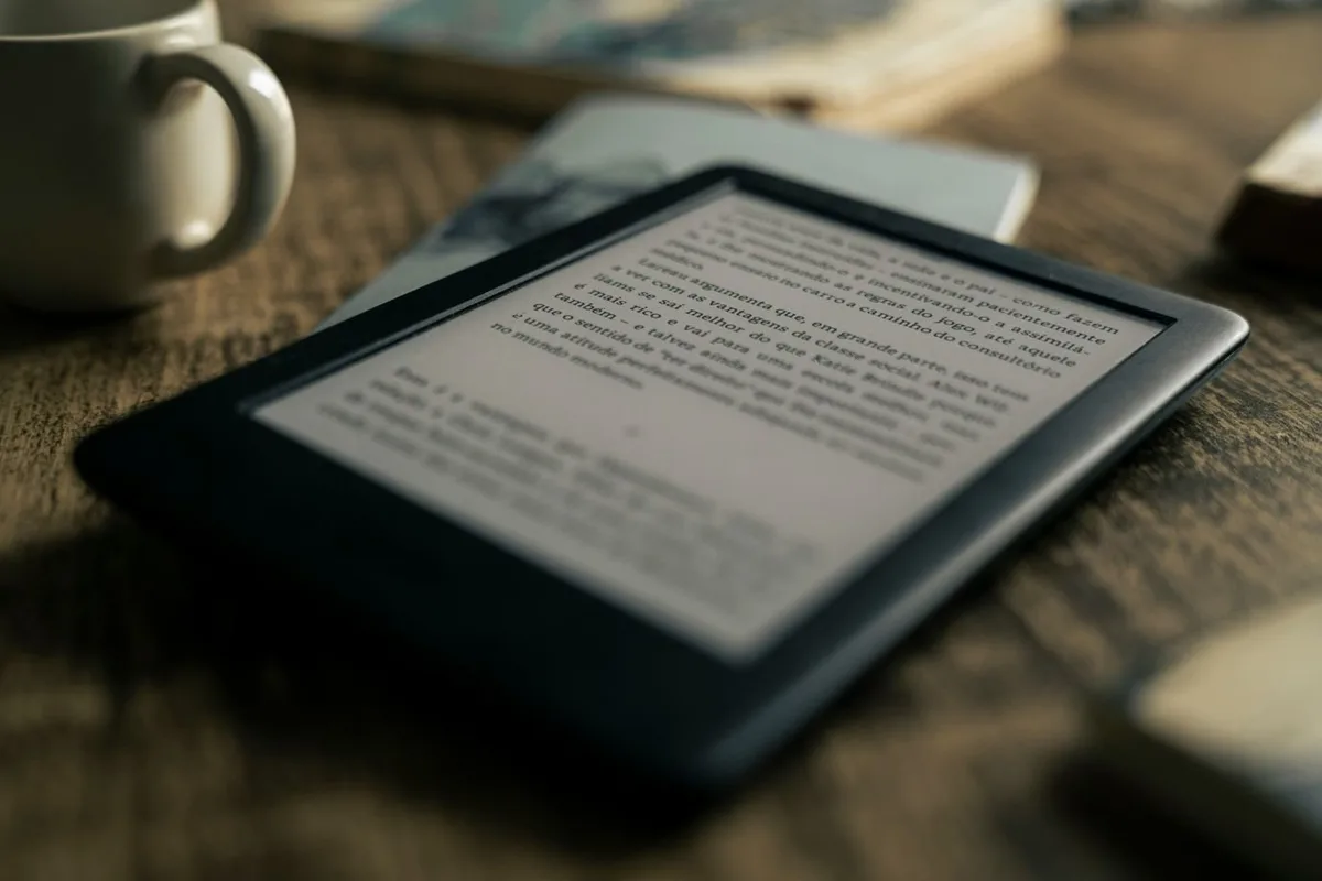 'Encha Seu Kindle': autores nacionais dominam lista dos 10 livros mais vendidos