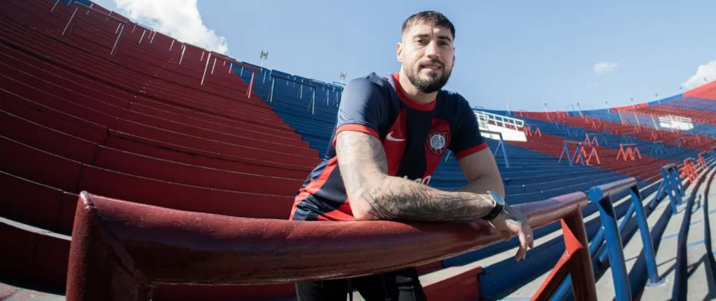 Athletico faz proposta por atacante argentino