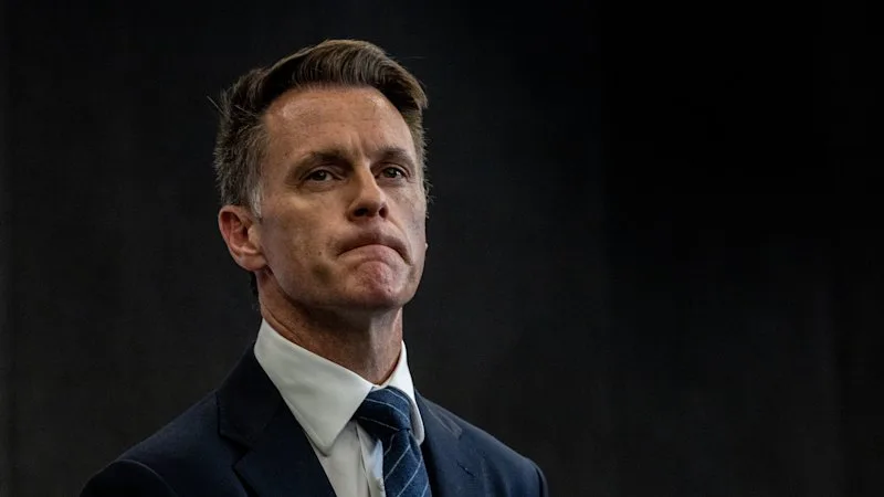 Minns invokes One Nation to back coal jobs over climate targets