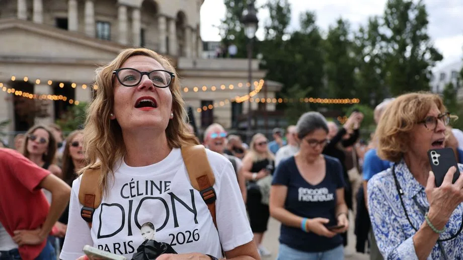 "Je réalise mon rêve" : des fans de toute la France réunis à Paris pour Céline Dion