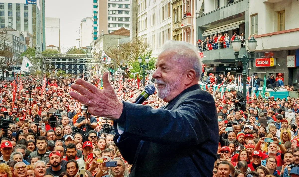 As ofensivas de Lula para reverter cenário de pesquisas e tirar foco de crise do STF