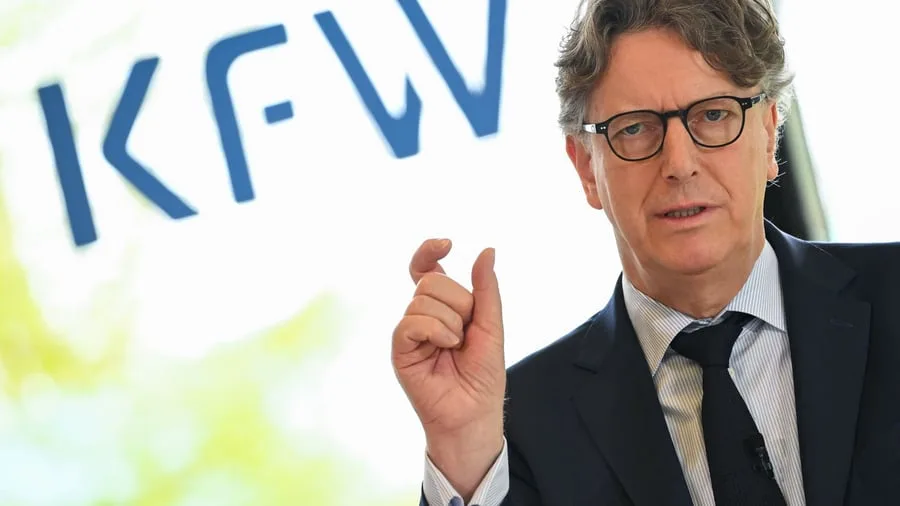 Investitionen: KfW-Chef: AfD-Erfolge werfen Fragen zur Standortstabilität auf