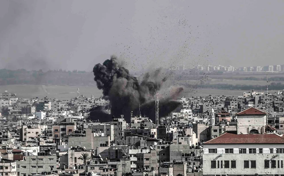 Israel bombardeia Gaza e mata três palestinos, incluindo criança de 4 anos